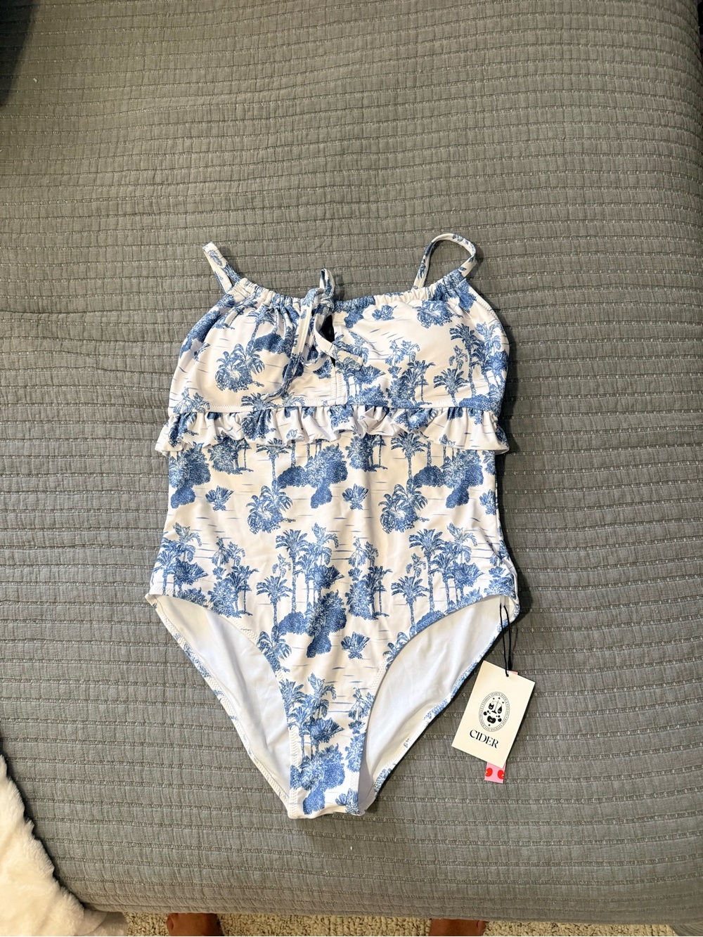 NWT Women’s Cider White One-Piece Swimsuit with Blue Floral Print Size 1X